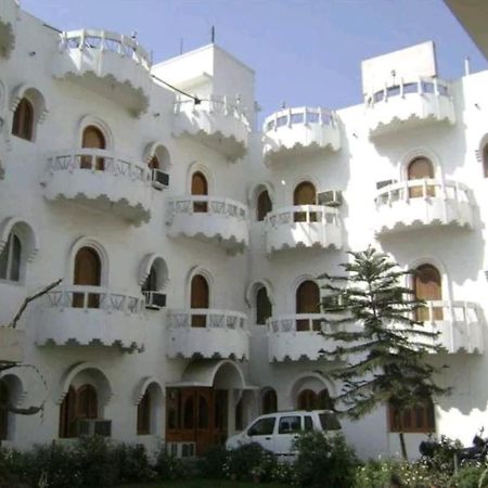 Hotel Soni International Khalilabad Ngoại thất bức ảnh